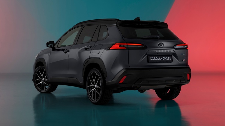 toyota-corolla-cross-gr-sport-2025-4.jpg