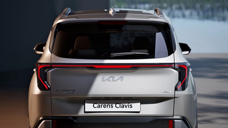 kia-carens-clavis-2025-6.jpg