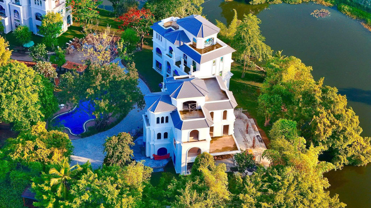VINHOMES GRAND PARK QUẬN 9 LÀ CÁI “BẪY GẤU” CHO NHỮNG KHÁCH YÊU MÀU HỒNG!