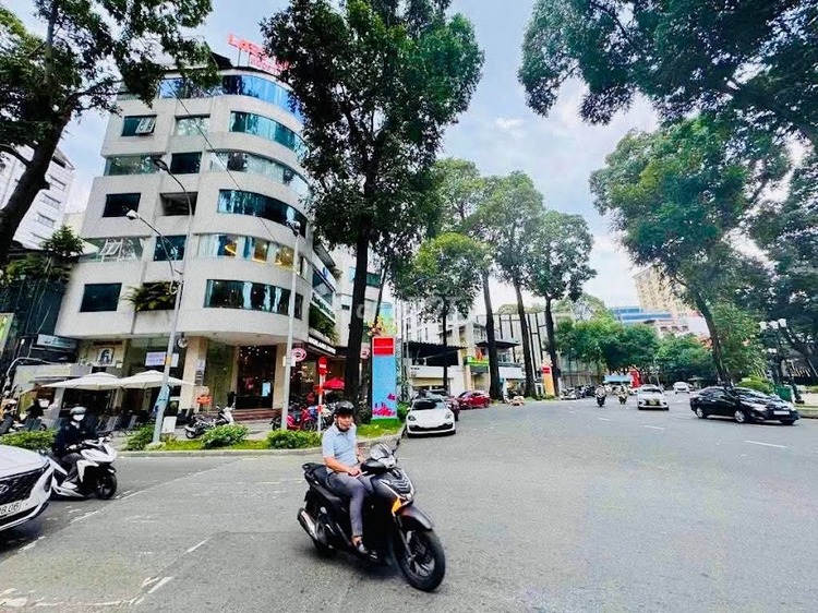 Giải cứu: bất động sản triệu đô ( hàng ngộp, thơm ).... update liên tục..