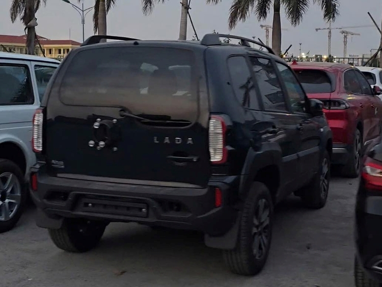 lada-niva-travel.jpg