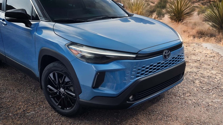 Toyota Corolla Cross 2026 ra mắt tại Mỹ, nâng cấp lưới tản nhiệt mới và màn hình giải trí lớn hơn