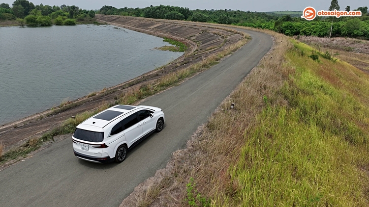 flycam-hyundai-custin-2-0-t-3.jpg
