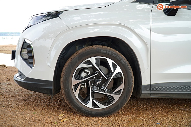 Tìm lời giải vì sao Hyundai Custin là chiếc MPV 7 chỗ tối ưu cho gia đình?