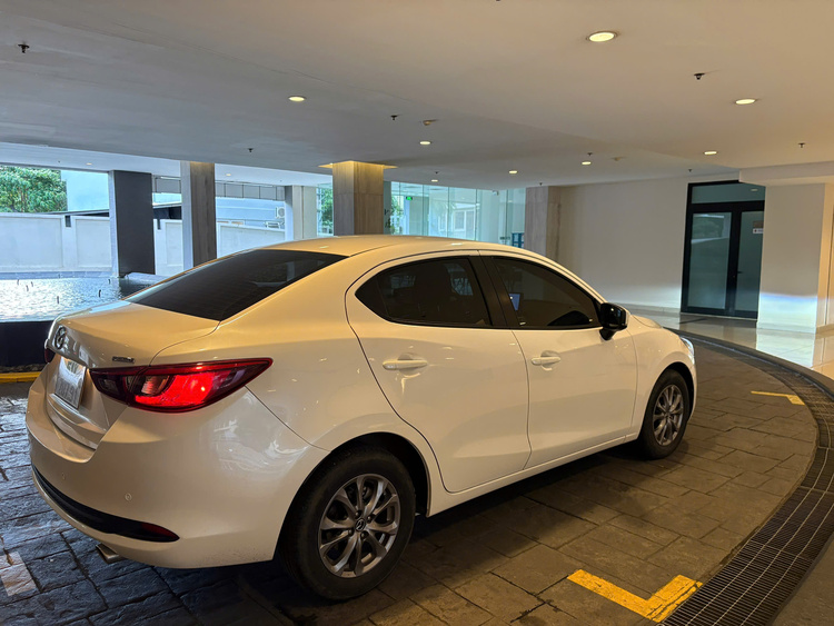 Mazda 2 1.5 AT 2023 - 27.000km