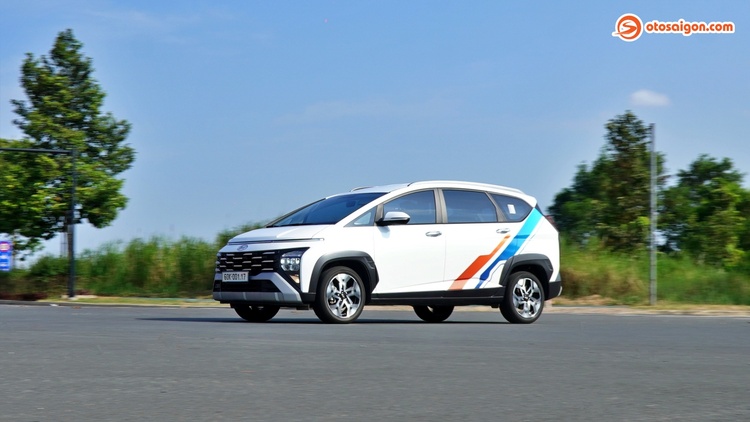 os-hyundai-stargazer-x-75.jpg