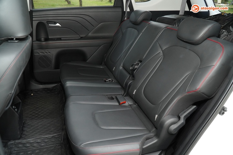 os-hyundai-stargazer-x-159.jpg