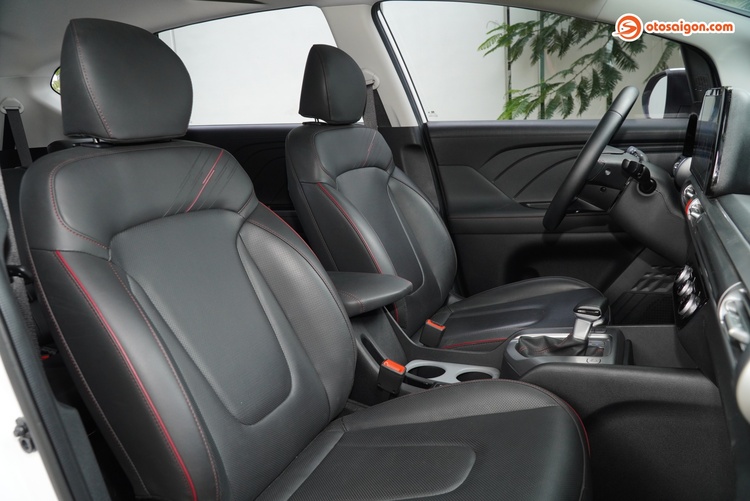 os-hyundai-stargazer-x-147.jpg