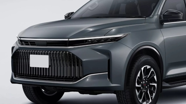 Toyota Fortuner mới có thể phá vỡ chuẩn mực SUV với sự sang trọng từ mẫu Toyota Crown