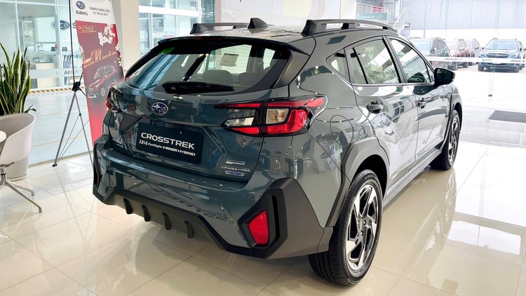 subaru-crosstrek-giam-140-trieu-2.jpg