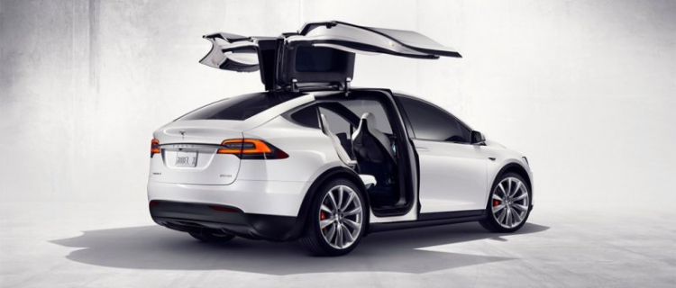 Tesla Model X cực đỉnh nhưng giá ngất ngưỡng