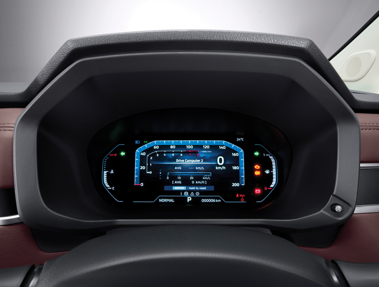 Mitsubishi Xpander 2025 microchange (4).jpg