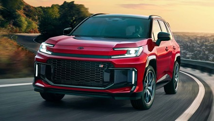 Toyota RAV4 2026 hoàn toàn mới ra mắt: Lột xác toàn diện, loại bỏ động cơ xăng, Hybrid và PHEV mạnh tới 320 mã lực