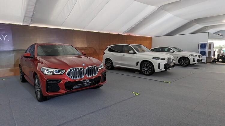 Chào Hè sôi động với ưu đãi lên đến 100% lệ phí trước bạ khi sở hữu xe sang BMW