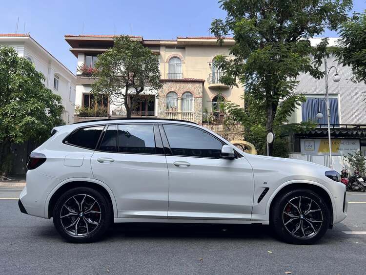 Chào Hè sôi động với ưu đãi lên đến 100% lệ phí trước bạ khi sở hữu xe sang BMW Chào Hè sôi động với ưu đãi lên đến 100% lệ phí trước bạ khi sở hữu xe sang BMW