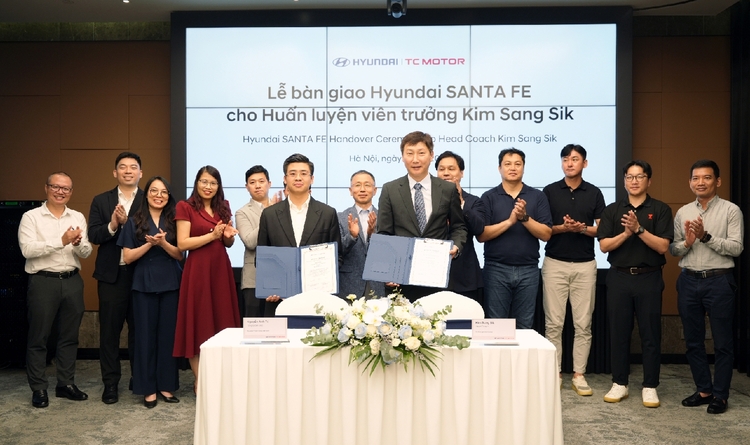 Hyundai Santa Fe - Kim Sang-sik (5).jpg
