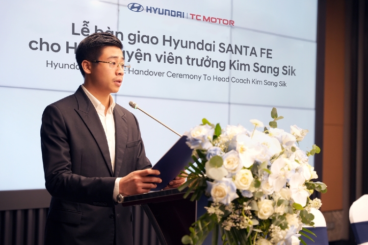 Hyundai Santa Fe - Kim Sang-sik (6).jpg