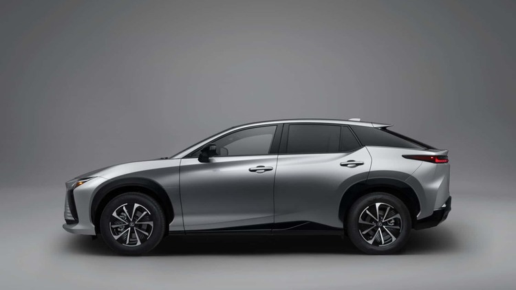 Hộp số mô phỏng trên xe điện của Toyota sắp có mặt tại Mỹ