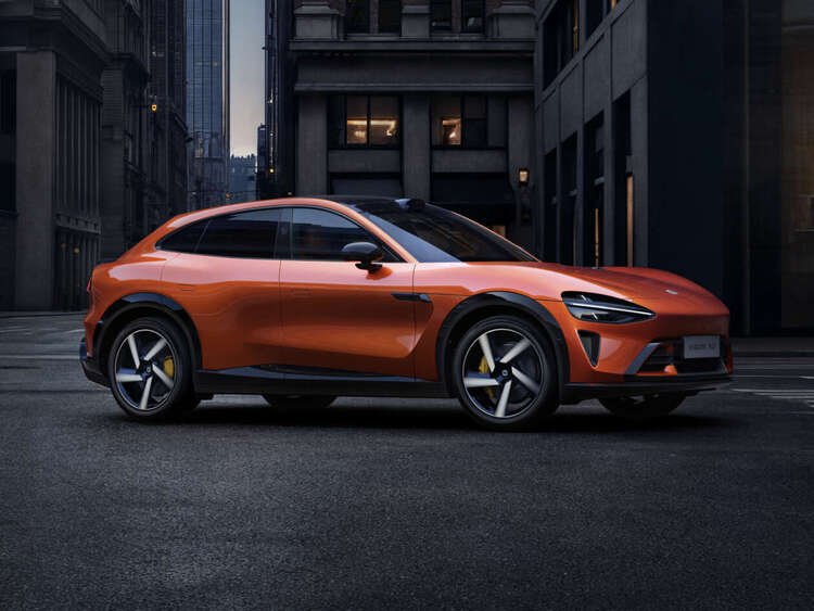 SUV điện Xiaomi YU7 ra mắt: 3 biến thể, mạnh gần 700 mã lực,  tầm hoạt động lên đến 835 km