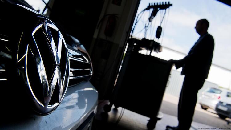 VW Dieselgate 10 year-.jpg