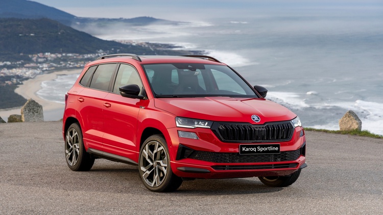 Skoda Karoq 2025 ra mắt VN với 2 phiên bản, giá từ 1,009 tỷ đồng
