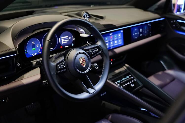 Porsche Vietnam - Electric Macan - 24-min.jpeg