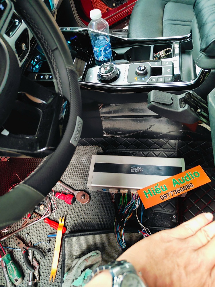 Kia Sorento nâng cấp âm thanh gì?