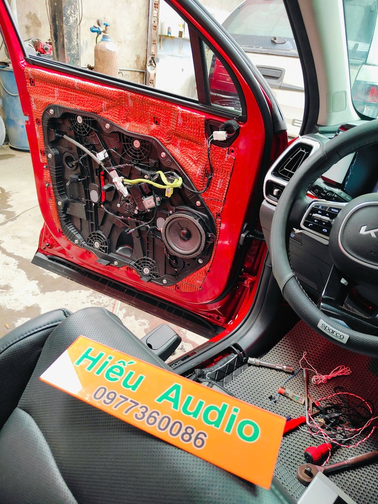 Kia Sorento nâng cấp âm thanh gì?