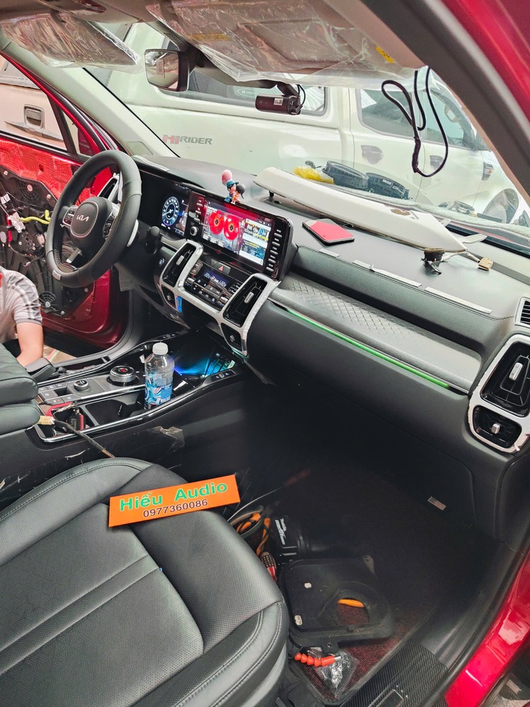Kia Sorento nâng cấp âm thanh gì?