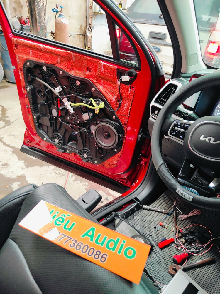 Kia Sorento nâng cấp âm thanh gì?