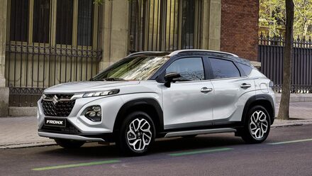 Suzuki-Fronx (4).jpg