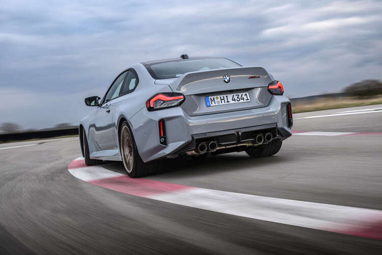 2025-BMW-M2-CS-debut-7-1260x840.jpg