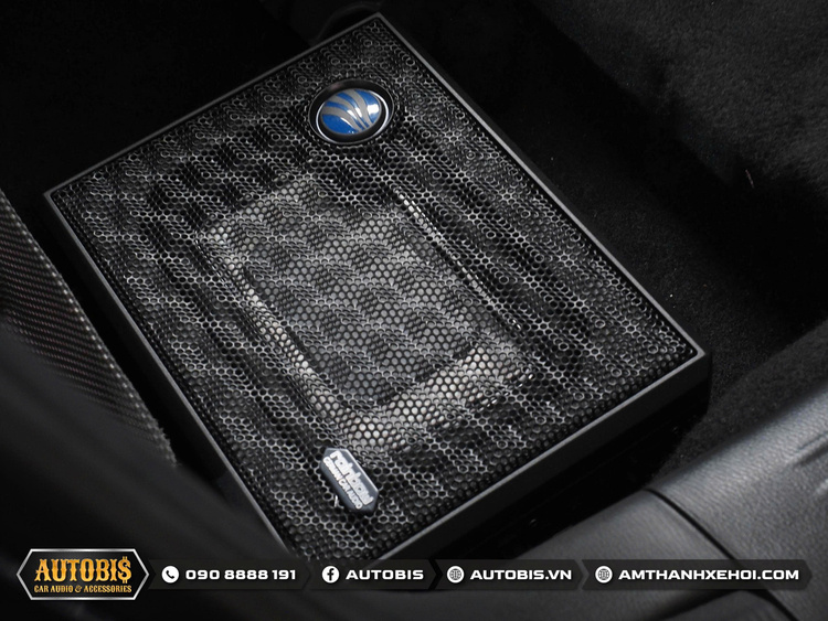 Mazda CX-8 nâng cấp âm thanh bài bản như thế nào?
