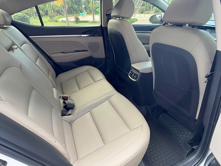 Hyundai Elantra 2.0 GLS 2022 - 30.000km