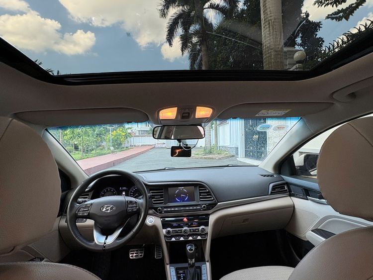 Hyundai Elantra 2.0 GLS 2022 - 30.000km