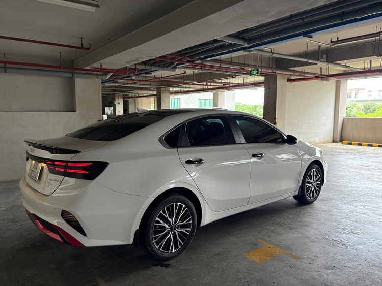 Kia K3 1.6 Premium 2023 - 14.000km