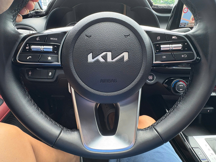 Kia K3 1.6 Premium 2023 - 14.000km