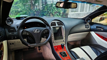 Lexus ES350 đẳng cấp doanh nhân với âm thanh 3way đến từ Đức