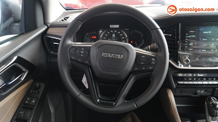 Soi chi tiết Isuzu mu-X Sport 4x4 AT vừa ra mắt: Có gì với giá 1,145 tỷ đồng?