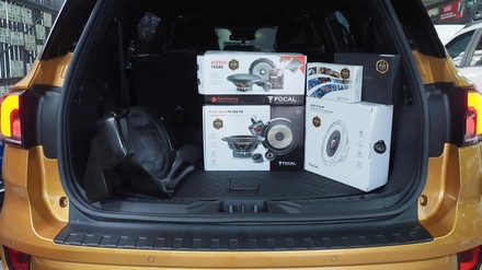 Ford Everest Wildtrak am thanh.jpg