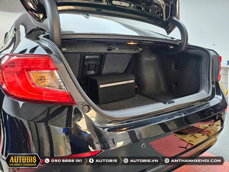 Nâng Tầm Honda Accord Với Dàn Âm Thanh Focal – Gắn Loa Focal, Nghe Là Mê!