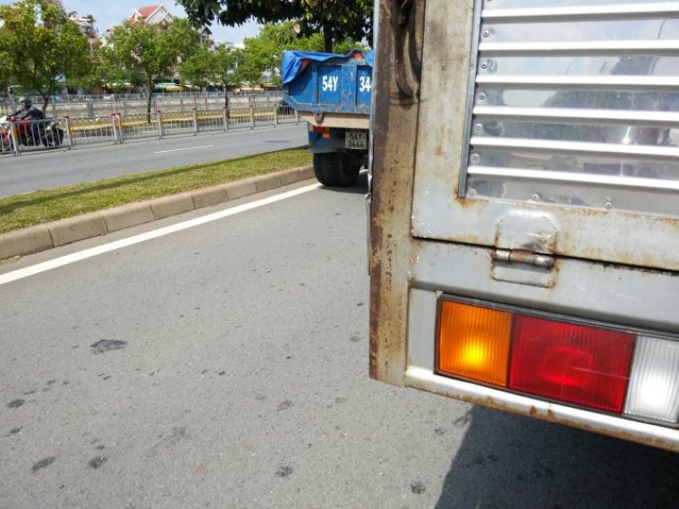 Tránh xa tài xế dân tộc Tà ru của công ty Liskin Tránh xa tài xế dân tộc Tà ru của công ty Liskin