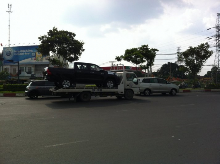 Toyota Hilux mới đã xuất hiện tại Việt Nam!