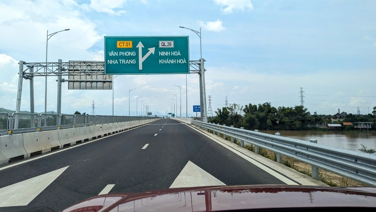 Roadtrip SG-Van Phong HR-V Hybrid 2025 (17).jpg