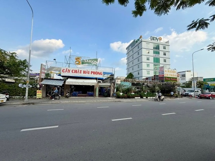 Giải cứu: bất động sản triệu đô ( hàng ngộp, thơm ).... update liên tục..