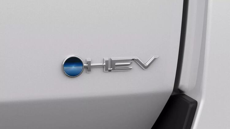 2026-toyota-land-cruiser-hybrid-rolls-out-with-familiar-powertrain_13.jpg