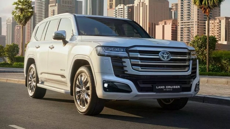 2026-toyota-land-cruiser-hybrid-rolls-out-with-familiar-powertrain_5.jpg
