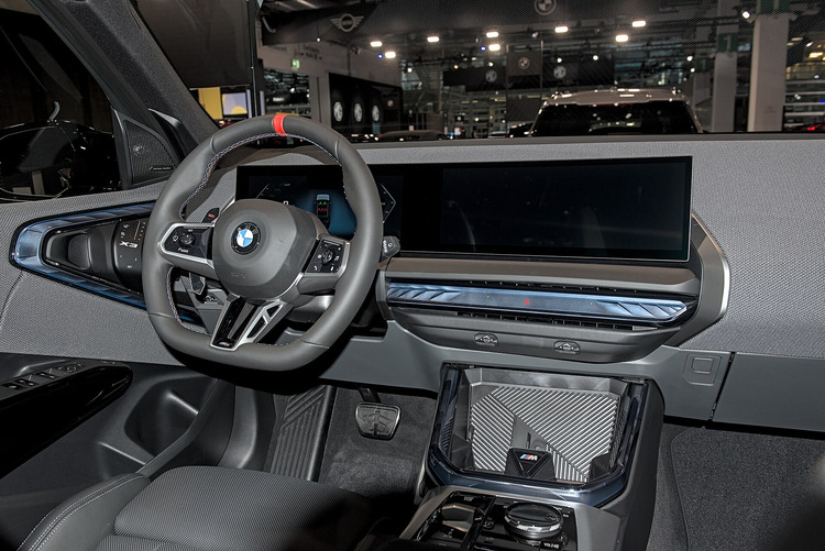 BMW X3 2025 (G45) và BMW X3 2024 (G01): Những điểm khác biệt nổi bật BMW X3 2025 (G45) và BMW X3 2024 (G01): Những điểm khác biệt nổi bật