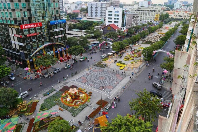 Thông tin giao thông ngày 24/6: CSGT siết vi phạm cao tốc, cấm xe trung tâm TP.HCM, thiếu tài xế có bằng FC