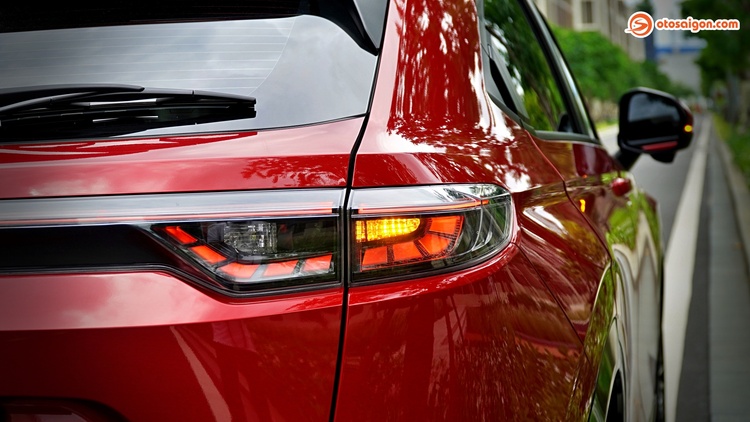 OS-HONDA-HRV-E-HEV-RS-21.jpg